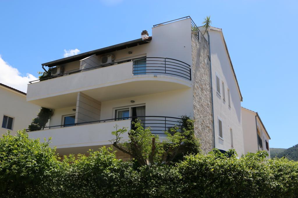 Anchor Apartments Stari Grad  Eksteriør bilde