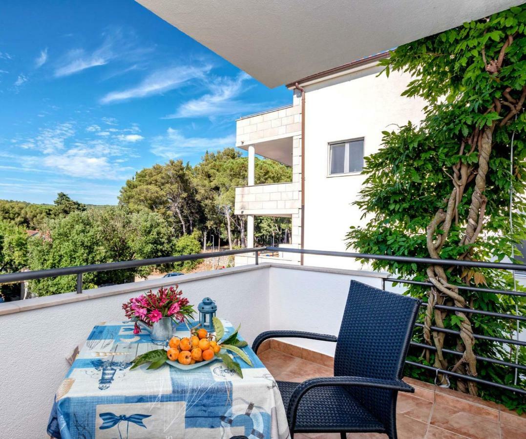 Anchor Apartments Stari Grad  Eksteriør bilde