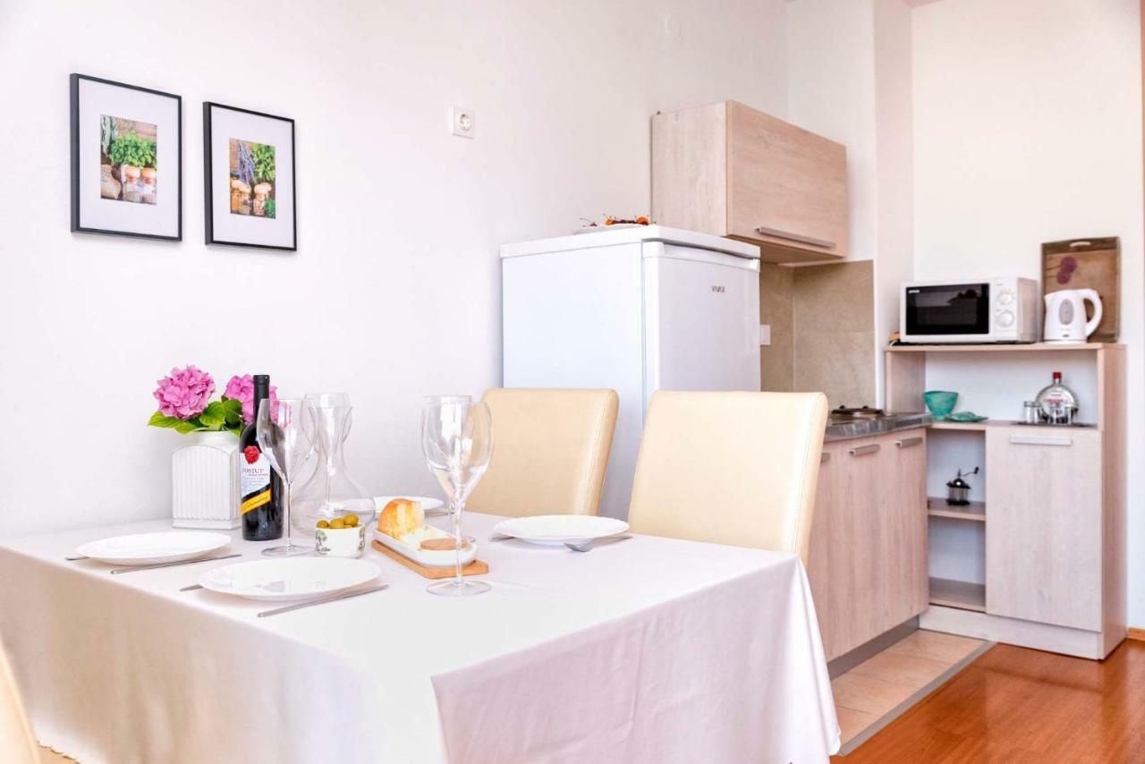 Anchor Apartments Stari Grad  Eksteriør bilde