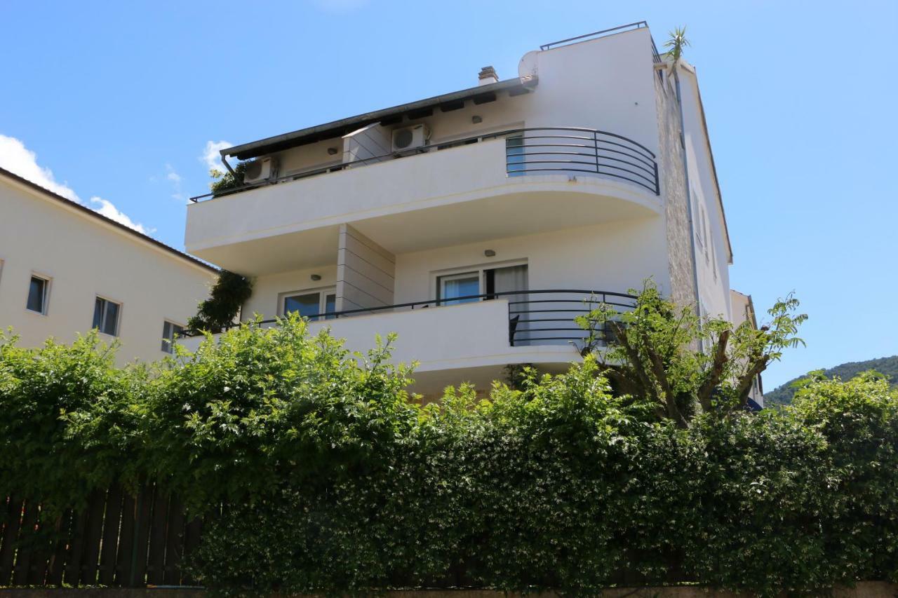 Anchor Apartments Stari Grad  Eksteriør bilde