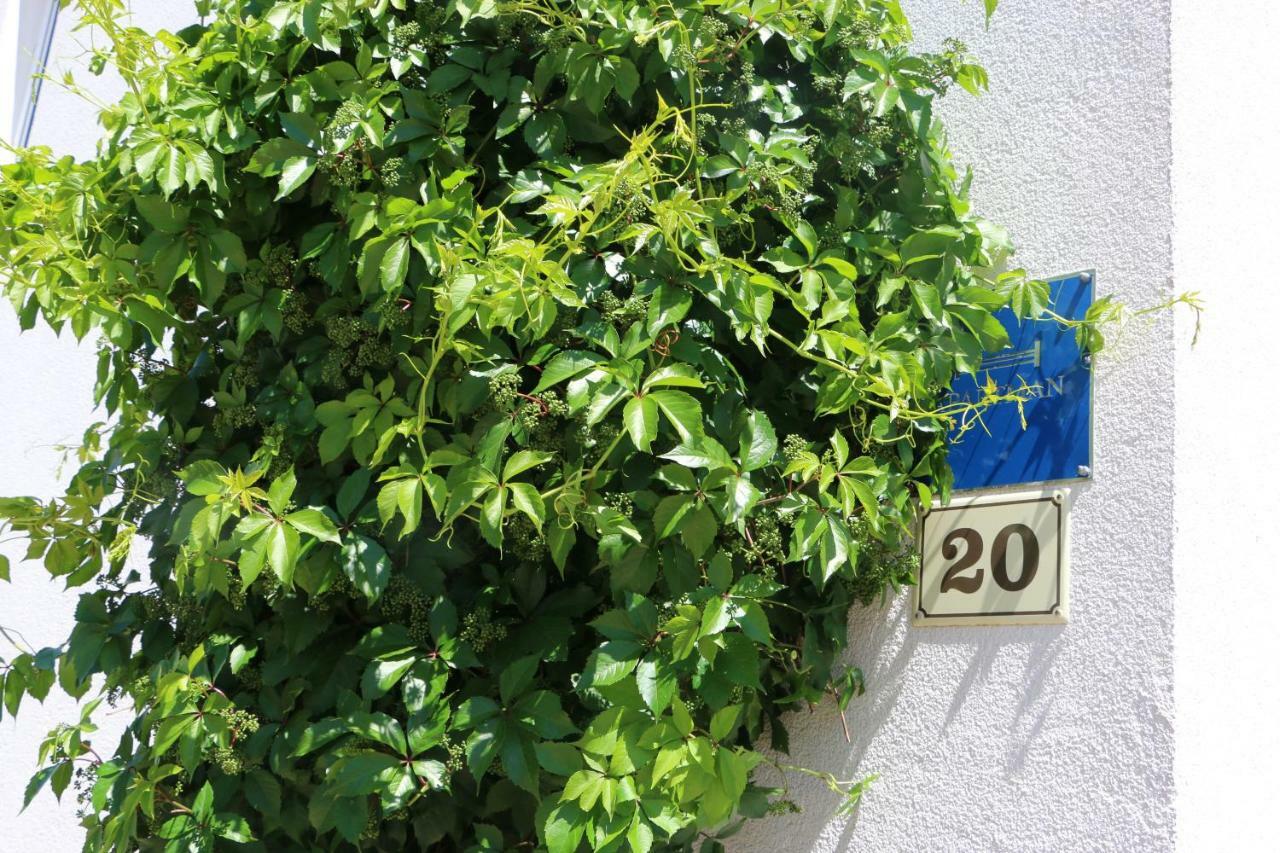 Anchor Apartments Stari Grad  Eksteriør bilde